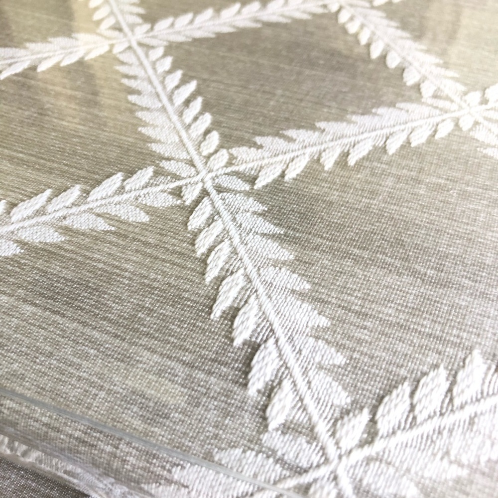 New LENOX laurel leaf Oblong Tablecloth
70 x 86” - Picture 8 of 11